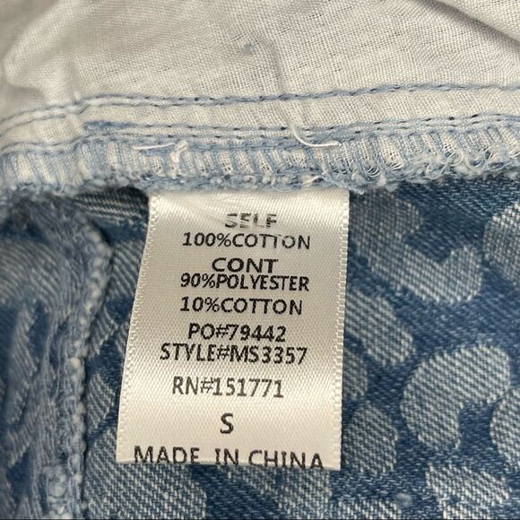 Le Lis Animal Print Mini Skirt - Picture 6 of 6